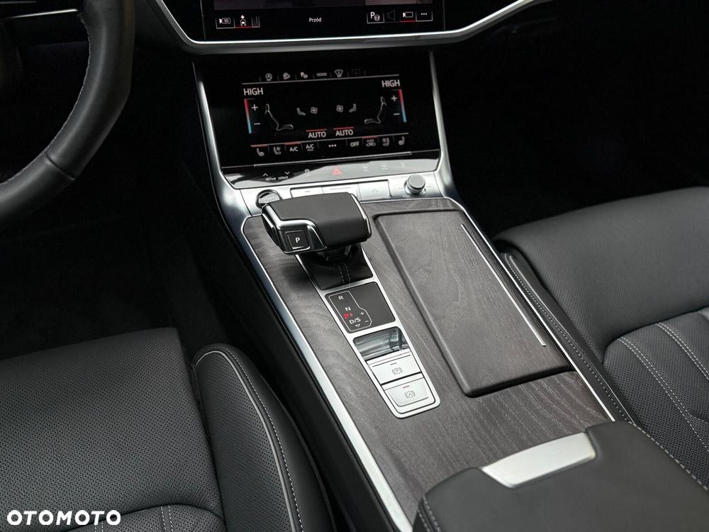 Audi A6 Allroad - 28