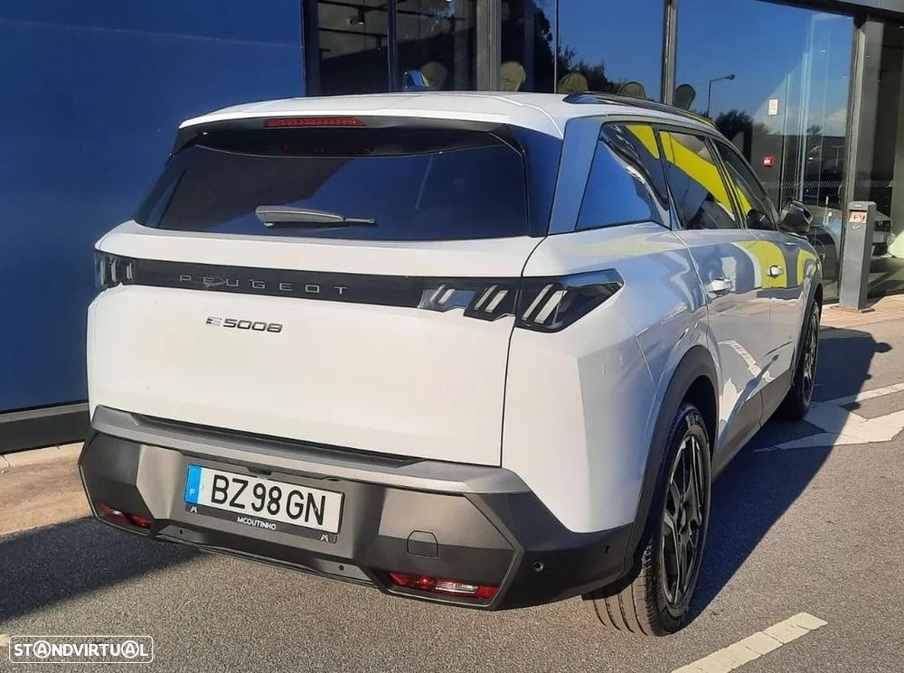 Peugeot E-5008 73 kWh Allure - 4