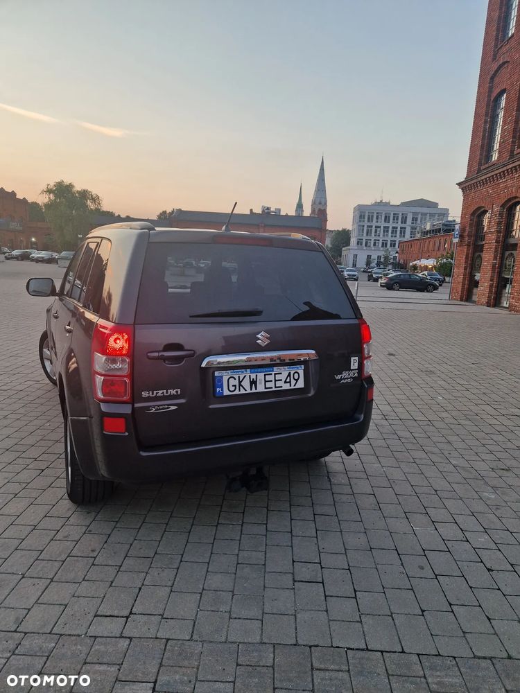 Suzuki Grand Vitara 1.9 DDiS Premium EU5 - 5