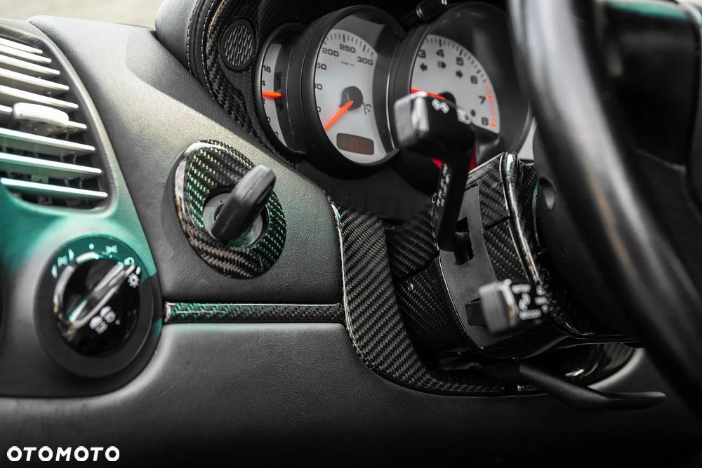 Porsche 911 GT2 - 38