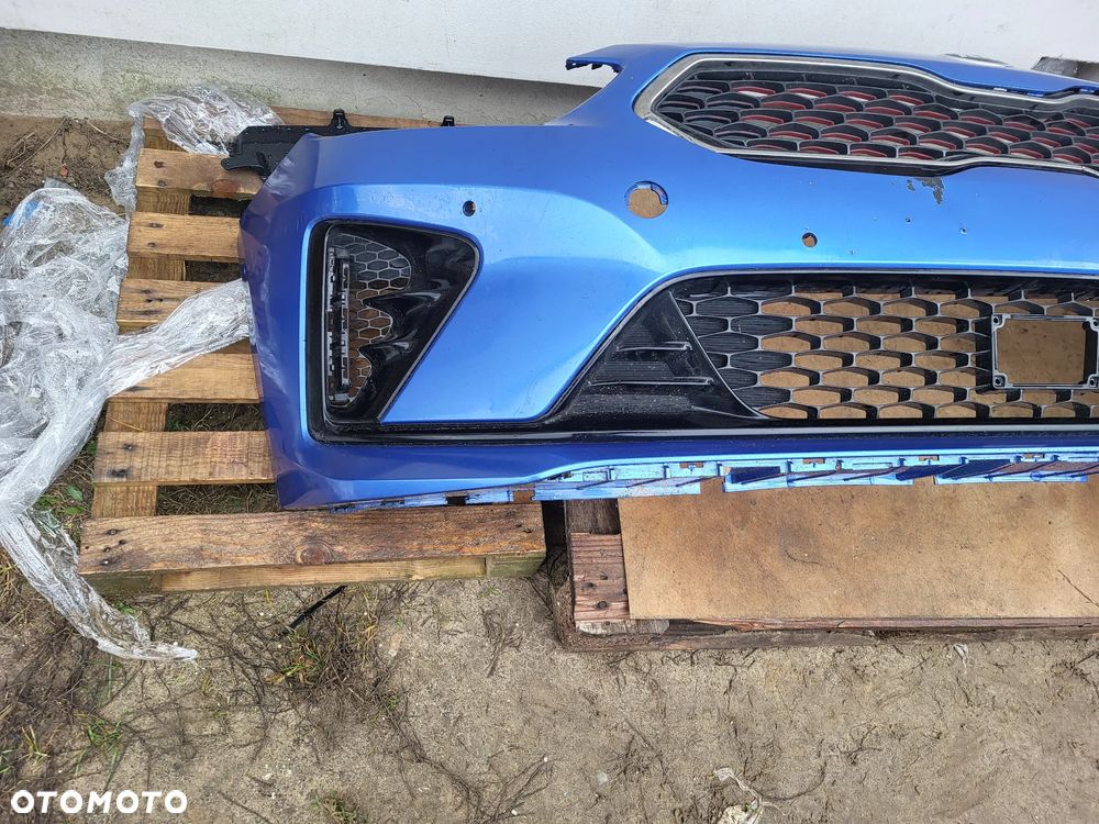 Zderzak Przód Przedni KIA CEED III GT-LINE  6 pdc - 6