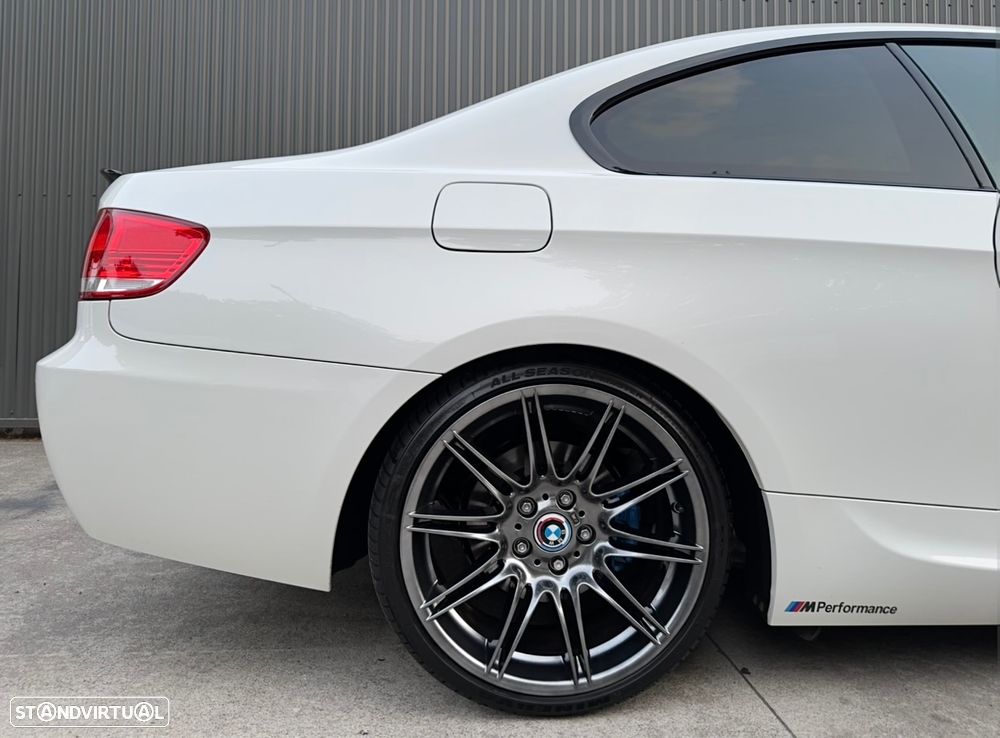 BMW 320 d Coupe - 10