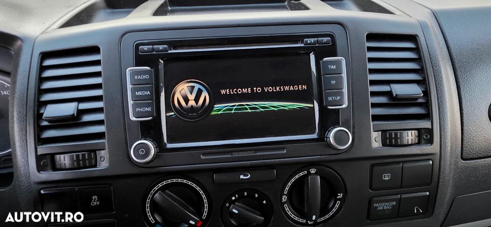 Volkswagen TRANSPORTER face lift 2.0 tdi, 140cp,  186.200 km,           basculabil 3.2t original,  07/2012 (serie 2013).  (factura cu TVA, SEAP , finantare PJ, rate PF - 4