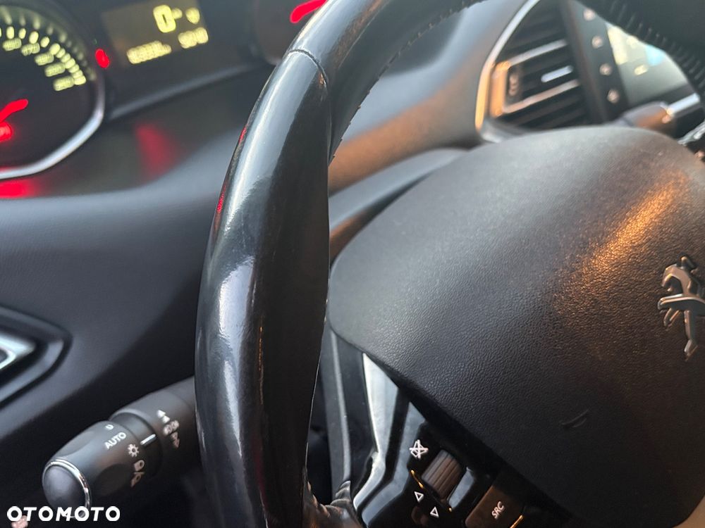 Peugeot 308 BlueHDi 120 Stop & Start Style - 22