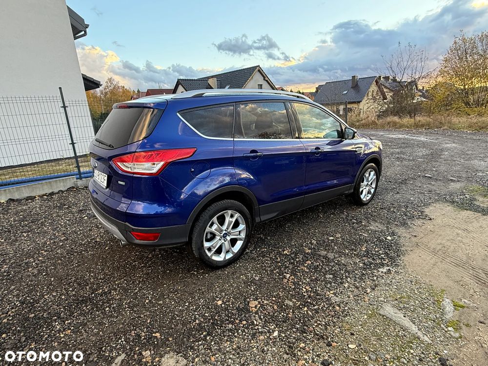 Ford Kuga 1.5 EcoBoost 2x4 Titanium - 19