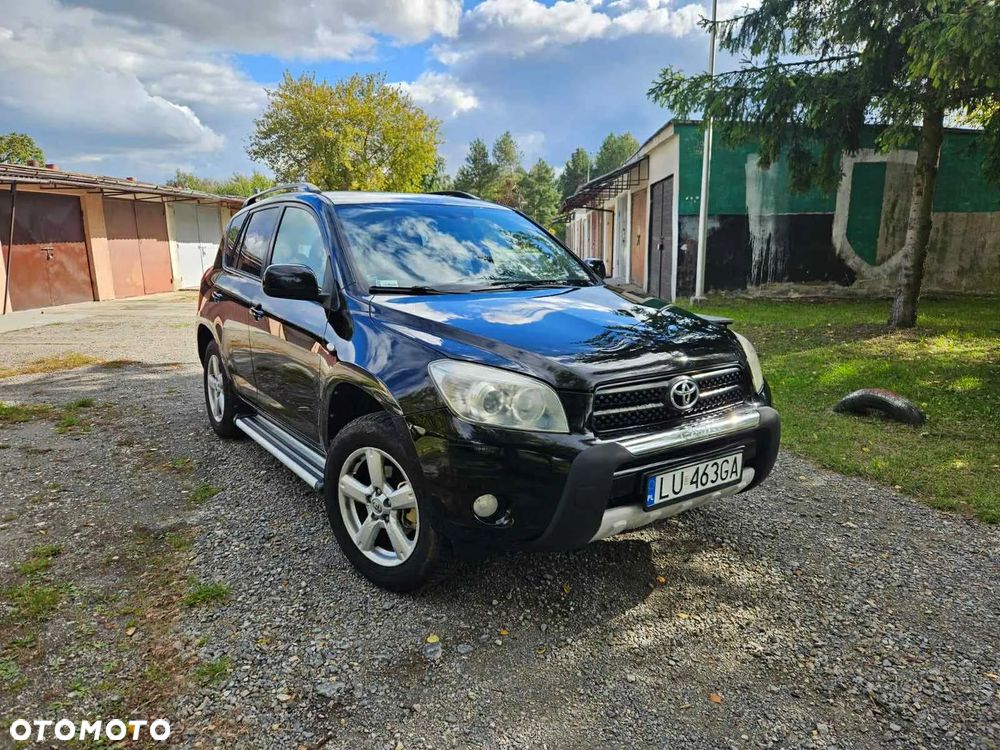 Toyota RAV4 - 2