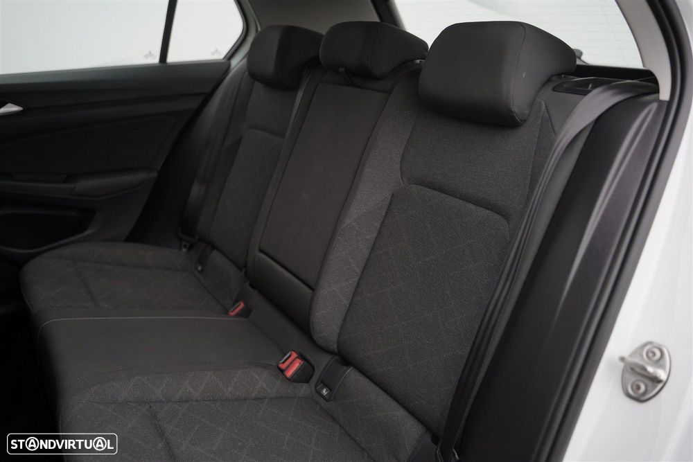 VW Golf 2.0 TDI Life DSG - 13