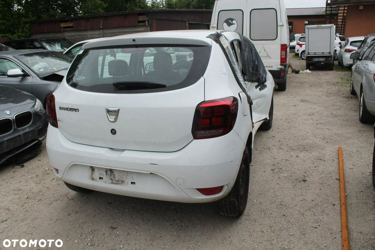 Dacia Sandero - 3