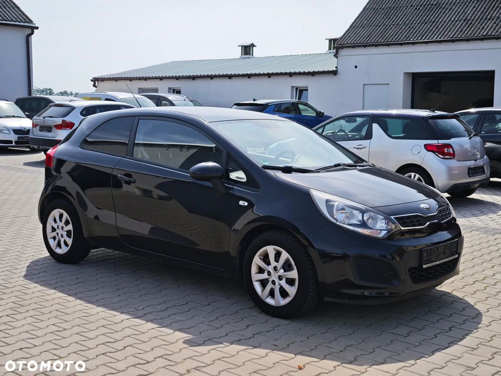 Kia Rio 1.4 Spirit - 1