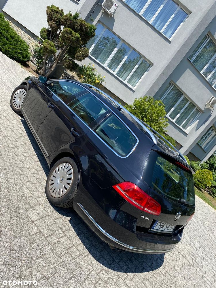 Volkswagen Passat 2.0 Blue TDI SCR Comfortline - 4