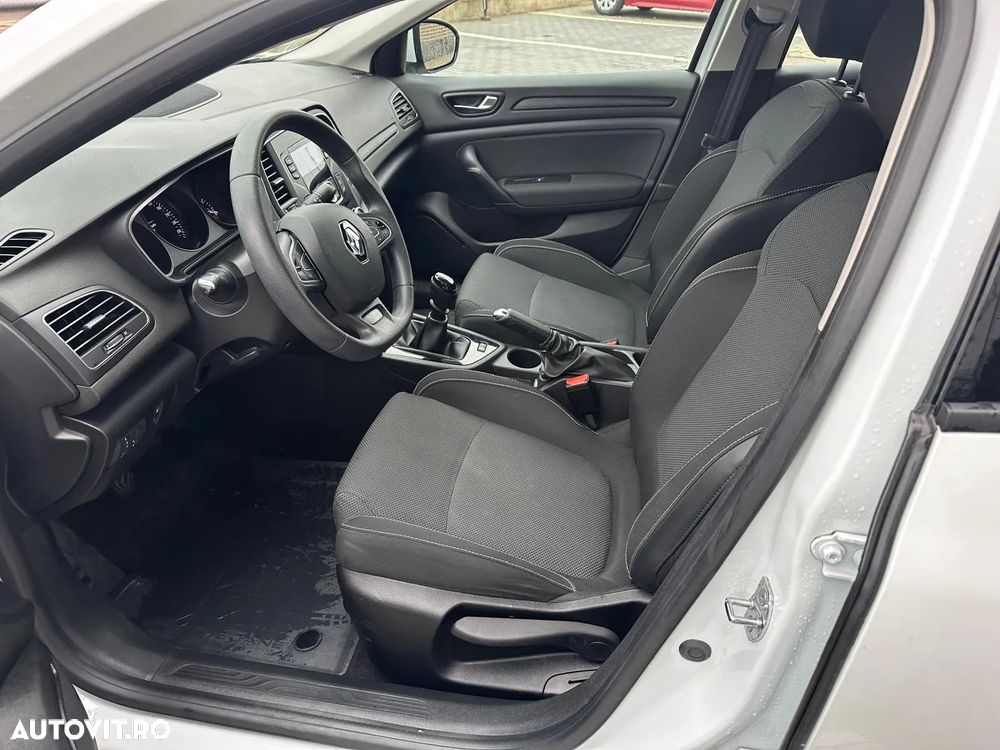 Renault Megane TCe Life - 5