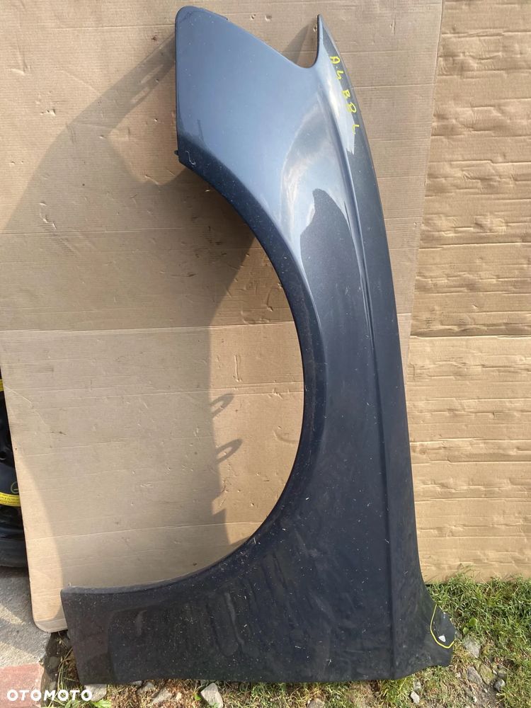 Błotnik Audi A4 B8 lewy - 1