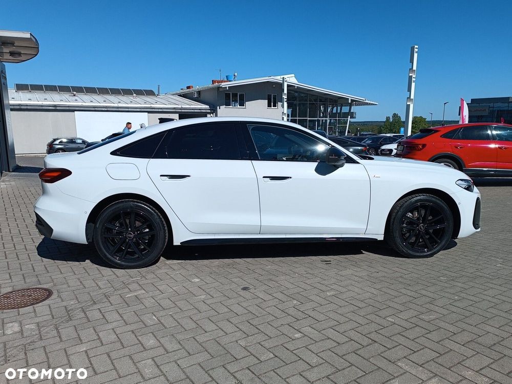 Audi A5 Limousine - 10