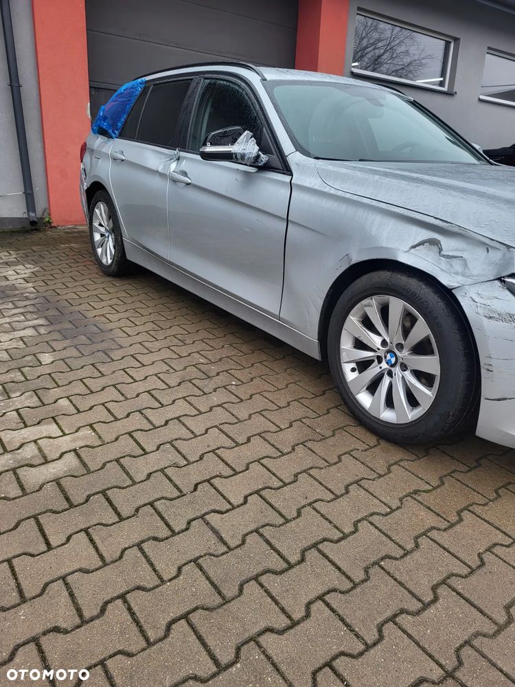 BMW Seria 3 318d Edition Luxury Line Purity - 3
