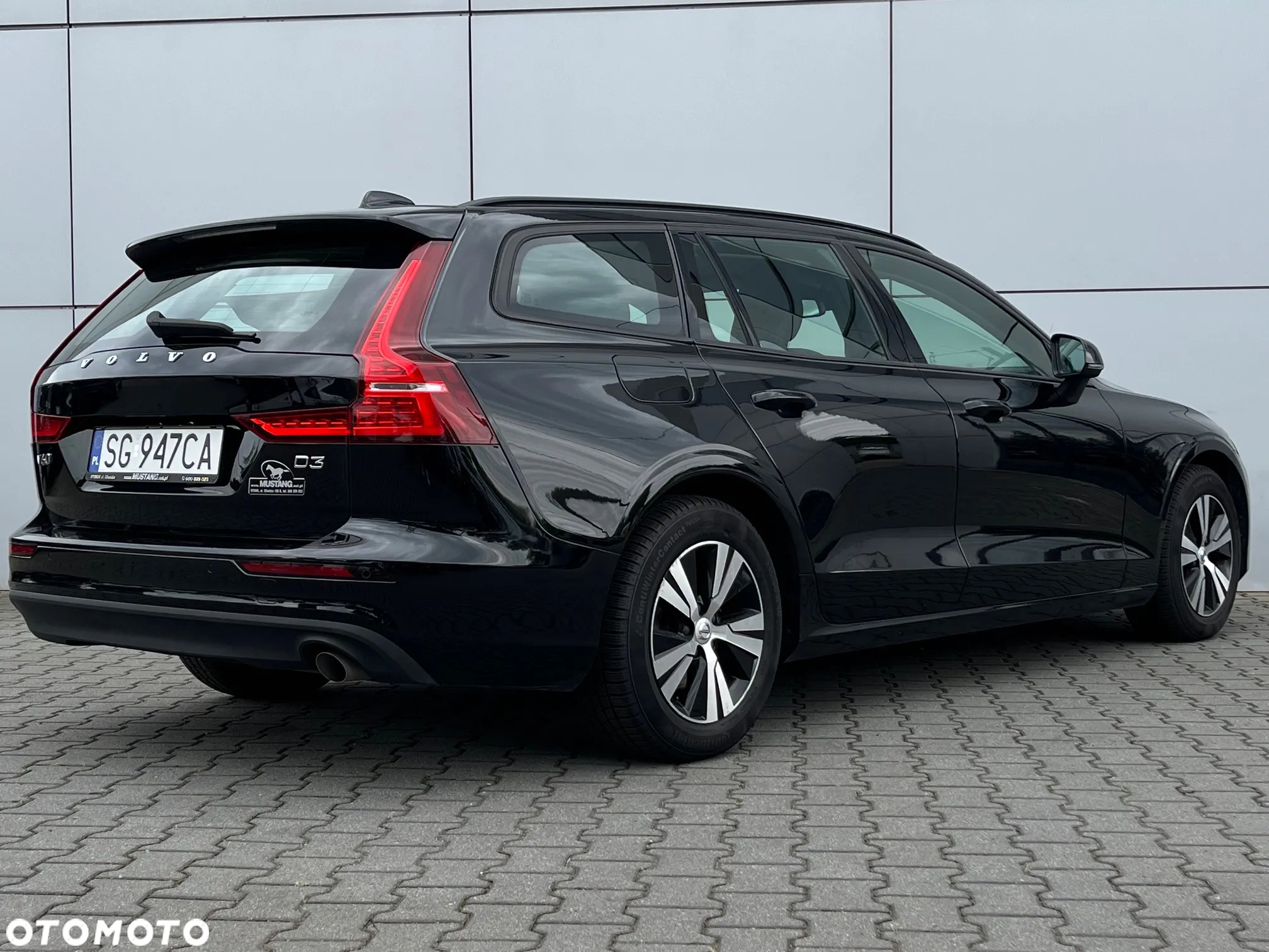 Volvo V60 D3 Momentum - 8