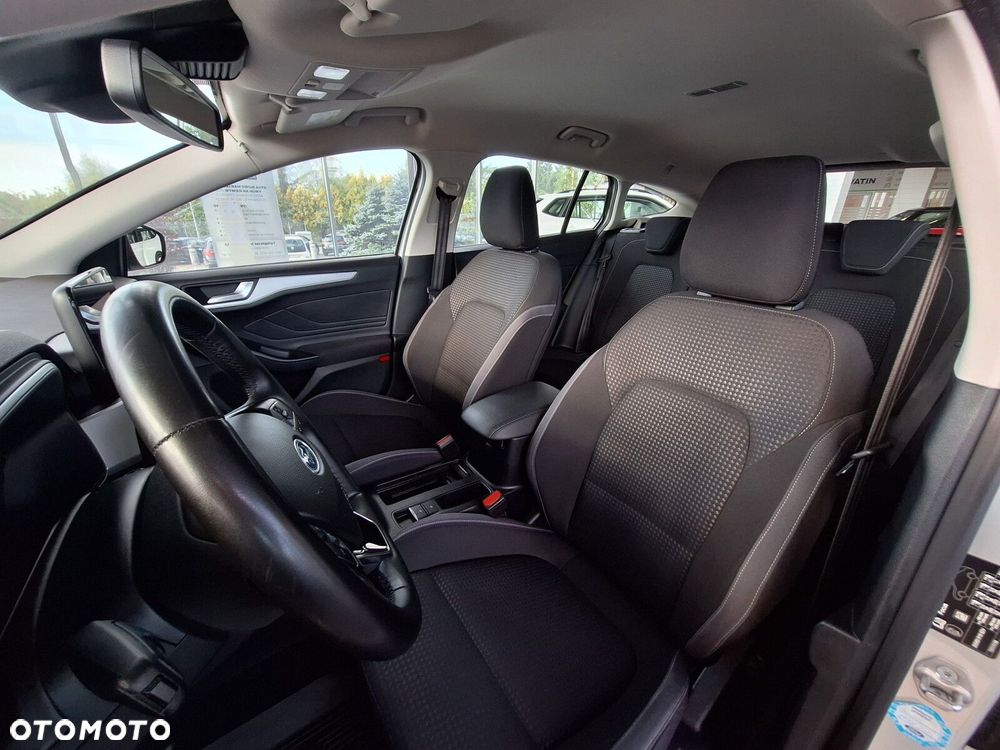 Ford Focus SW 1.5 EcoBlue Connected - 19