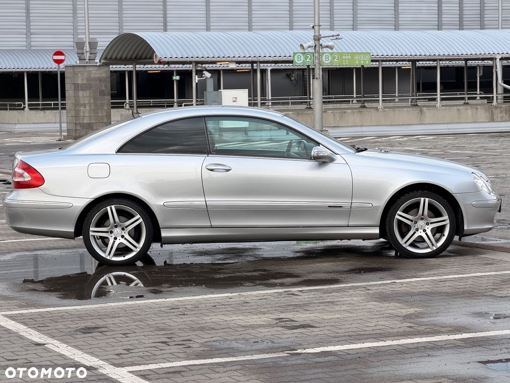 Mercedes-Benz CLK - 5