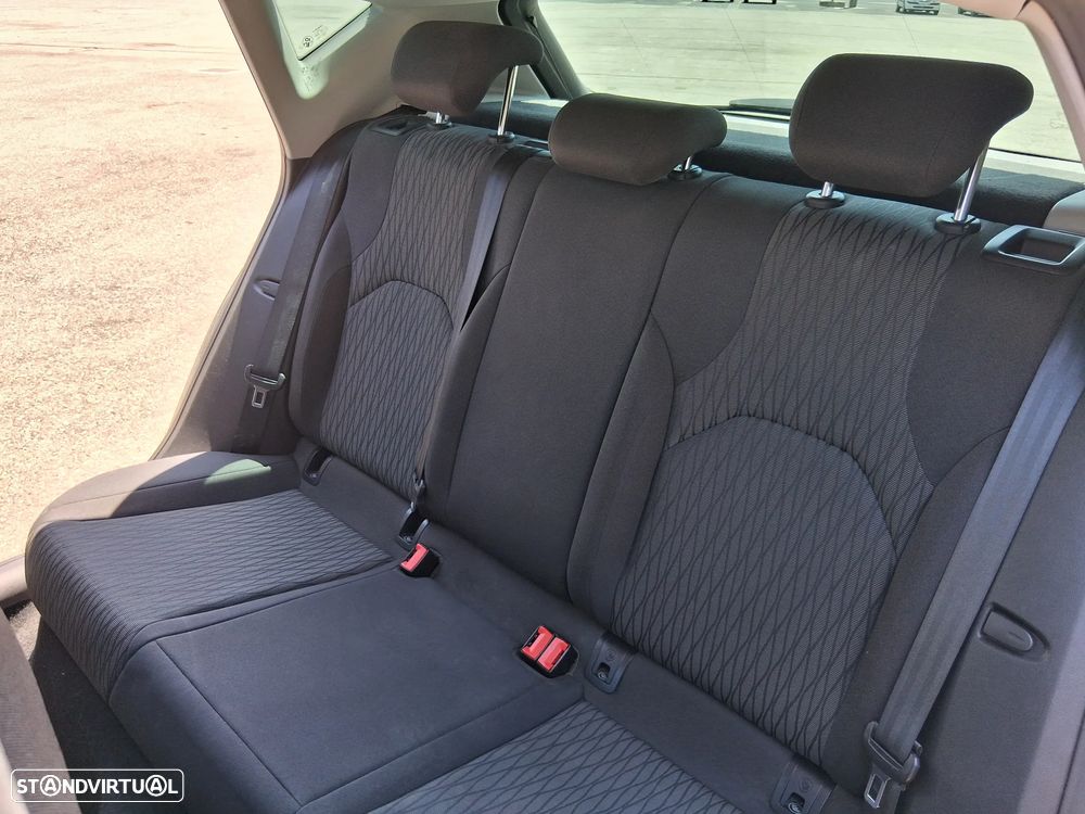SEAT Leon 1.6 TDI Reference Ecomotive - 46