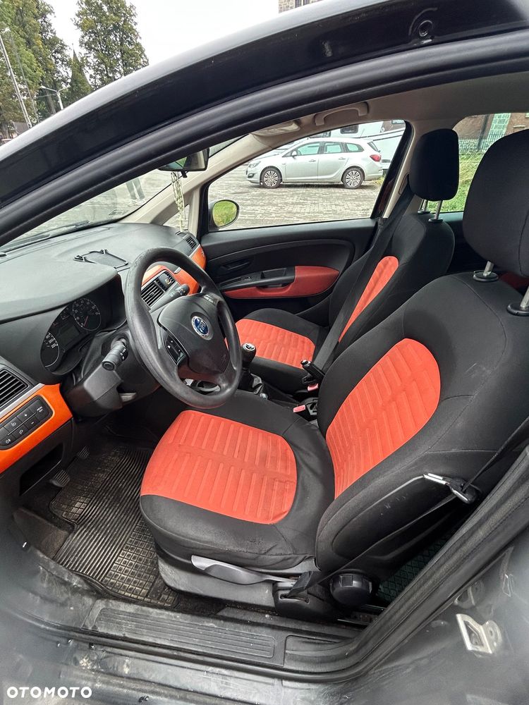 Fiat Grande Punto - 7