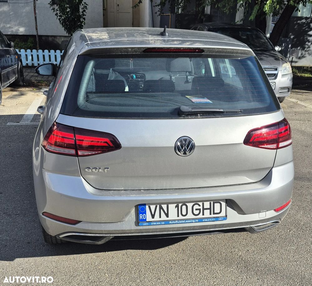 Volkswagen Golf - 3