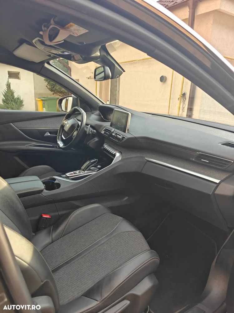 Peugeot 3008 1.6 PureTech Turbo S&S EAT8 GT-Line - 18