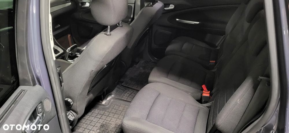 Ford S-Max 2.0 TDCi DPF Titanium - 11