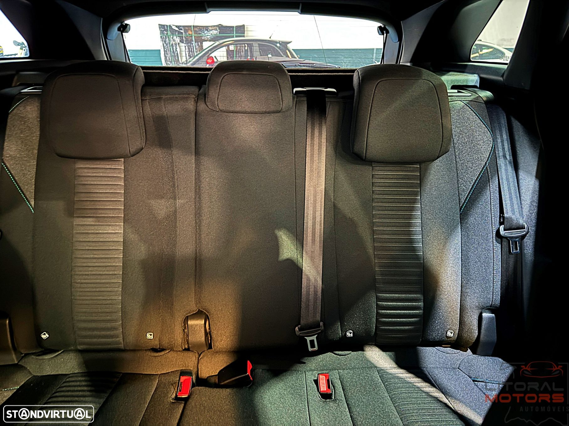 Peugeot 3008 PureTech 130 Stop & Start GPF EAT8 Active Business-Pack - 37