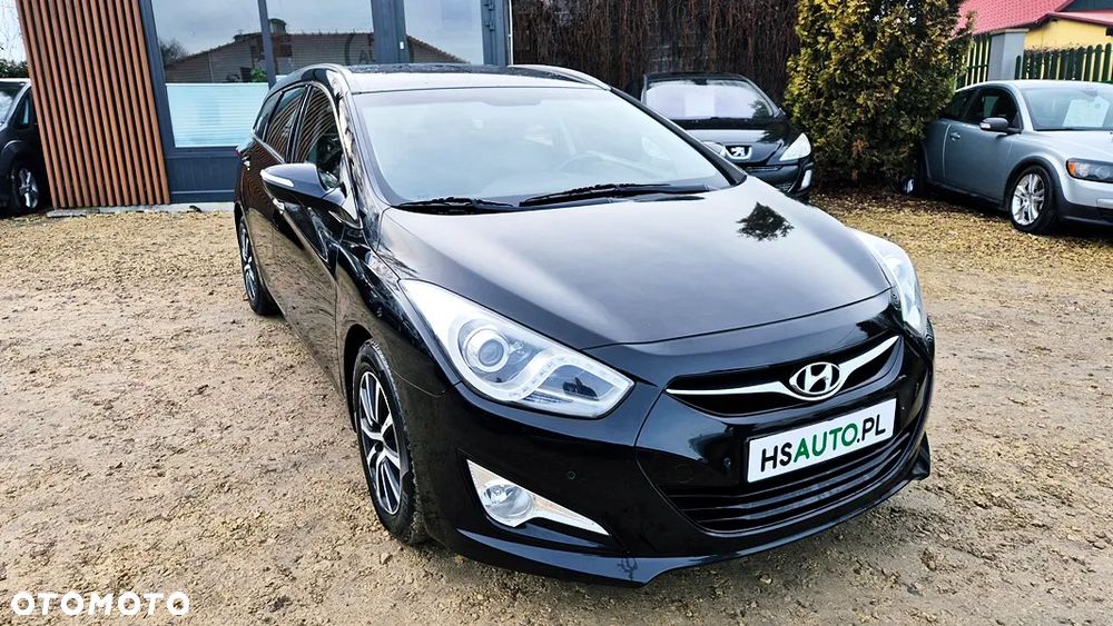 Hyundai i40 Kombi blue 1.6 Family+ - 6