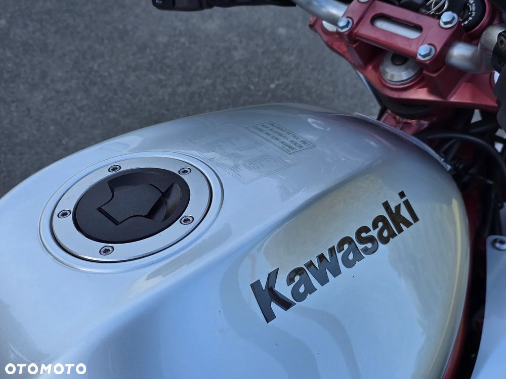 Kawasaki ER - 18