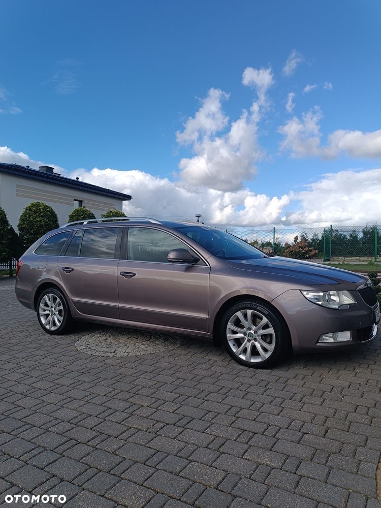 Skoda Superb 2.0 TDI 4x4 Ambition DSG - 3
