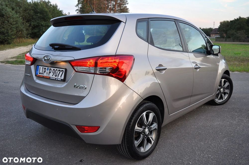 Hyundai ix20 1.6 blue YES Gold - 8