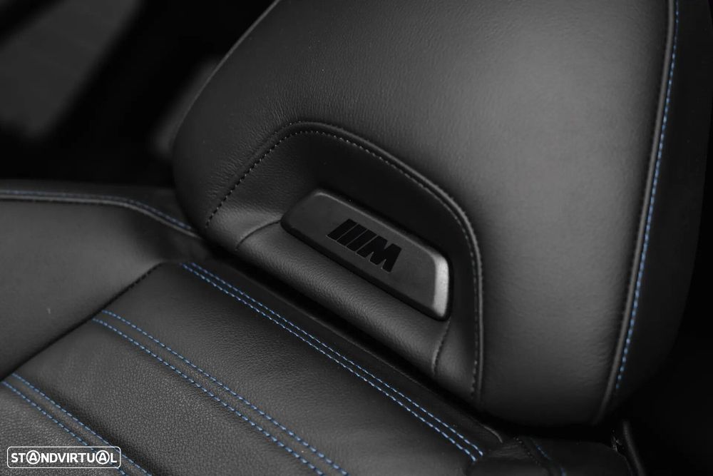 BMW 330 e Pack Desportivo M Auto - 40