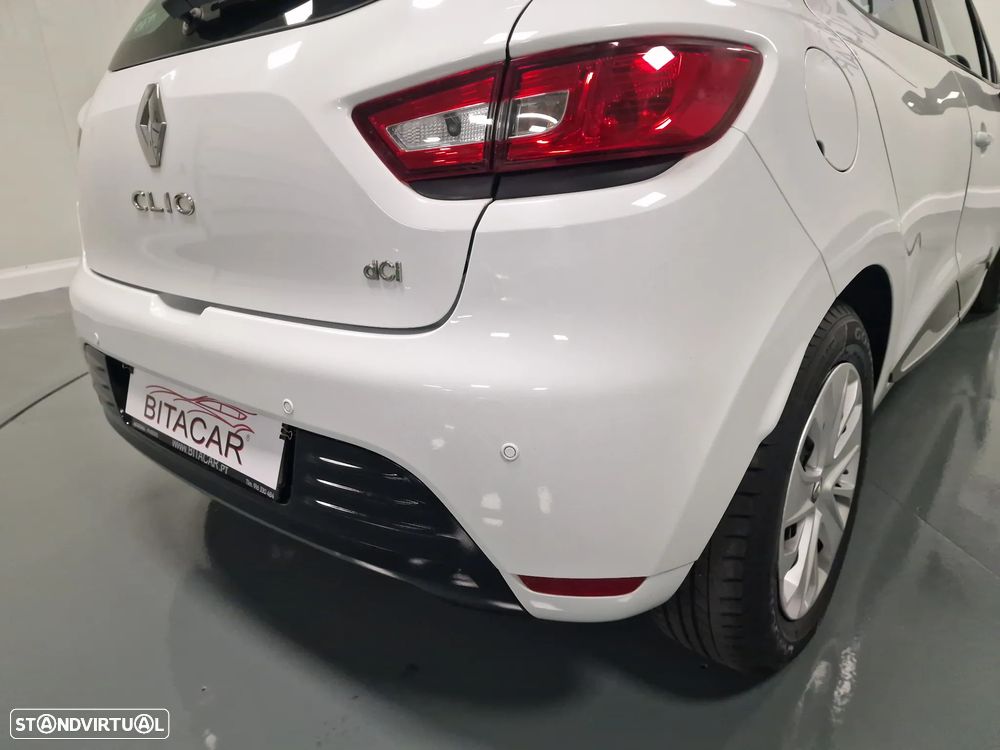 Renault Clio 1.5 dCi Zen - 24