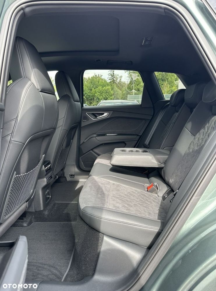 Audi Q4 e-tron - 23
