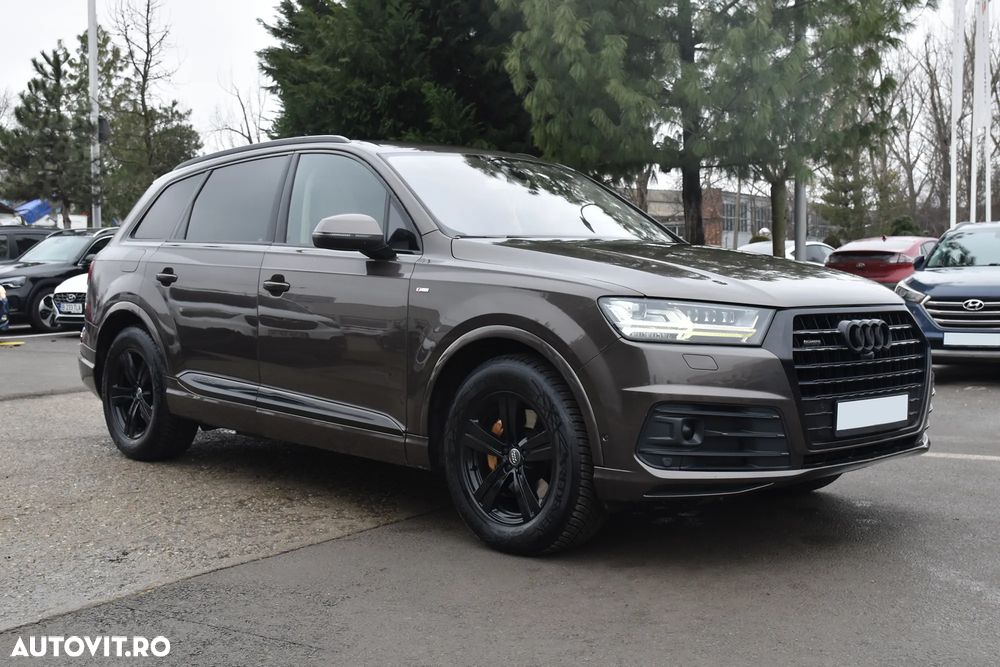 Audi Q7 - 10