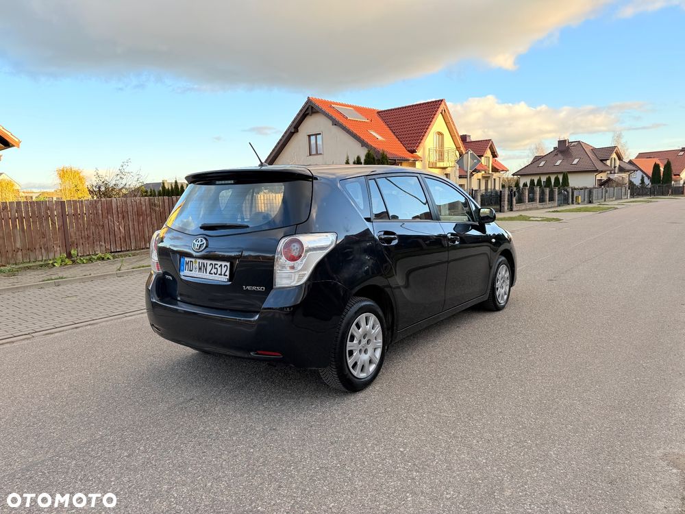 Toyota Verso - 19