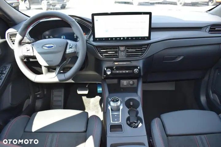 Ford Kuga - 10