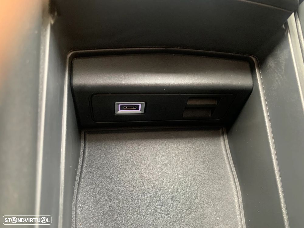 Peugeot 308 SW 1.6 Hybrid Allure Pack e-EAT8 - 34