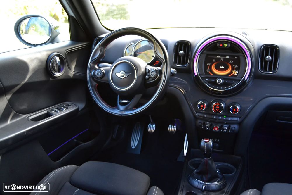 MINI Countryman Cooper D - 32