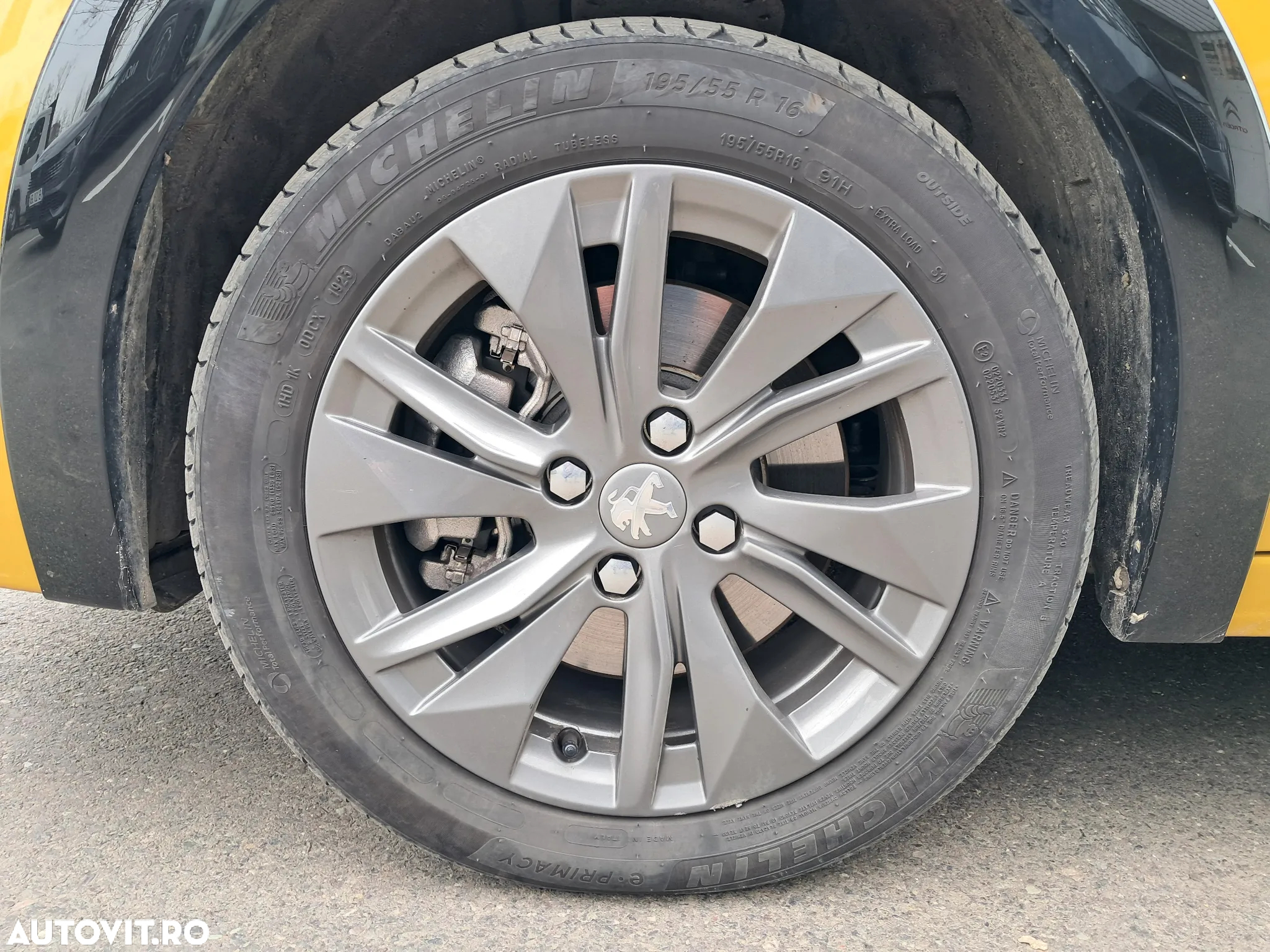 Peugeot 208 e-208 Allure Pack - 9