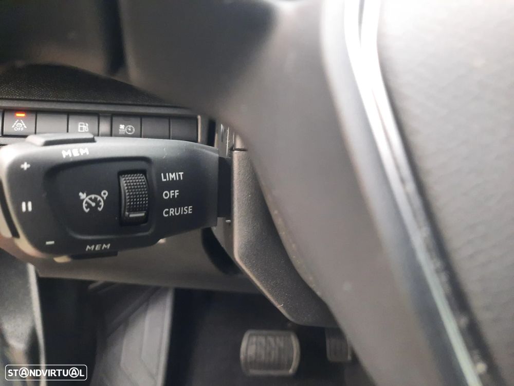 Peugeot 3008 1.6 Hybrid Allure Pack e-EAT8 - 43