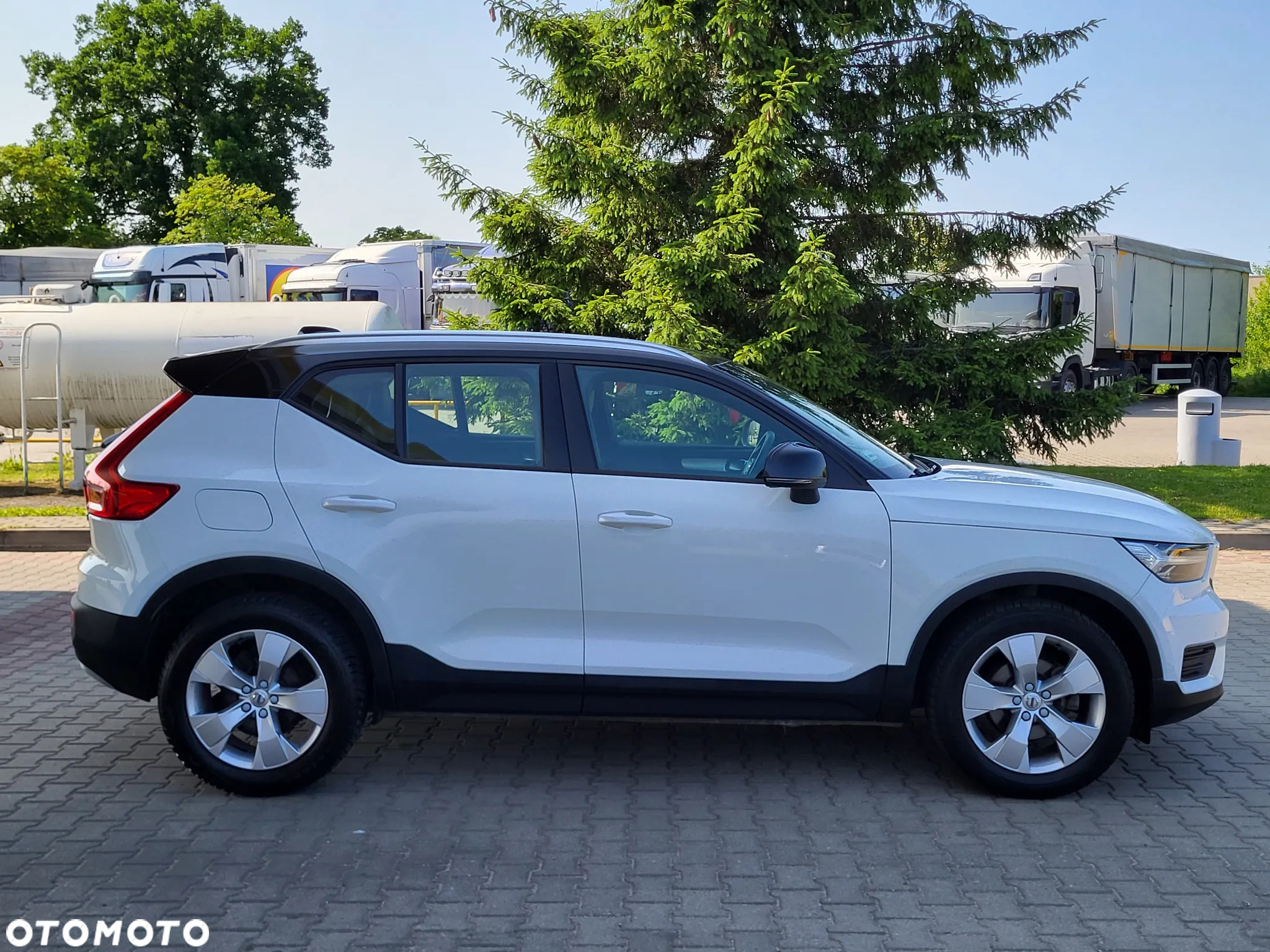 Volvo XC 40 T3 Momentum - 6