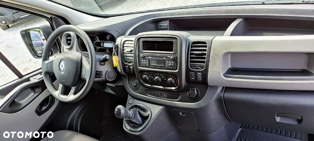 Renault Trafic - 28