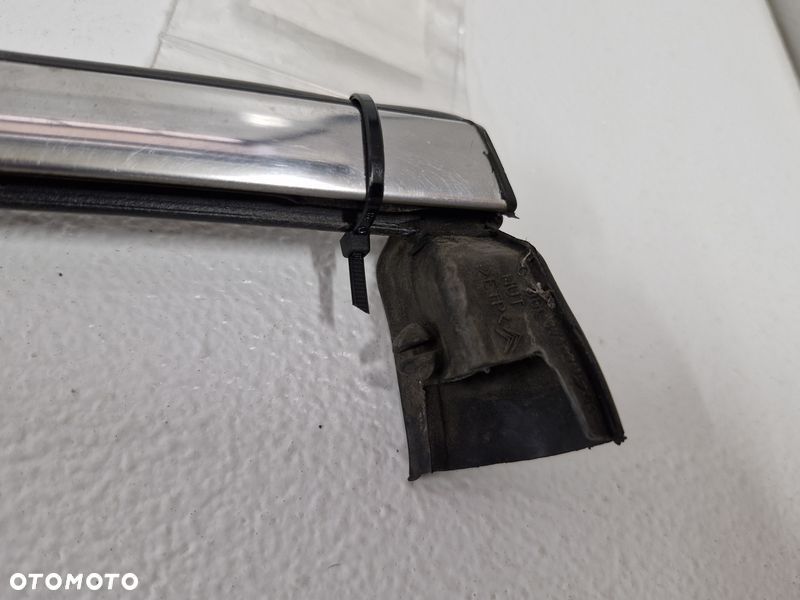 citroen c4 picasso 1 i listwa zgarniająca drzwi lewy tył lewa tylna chrom - 4