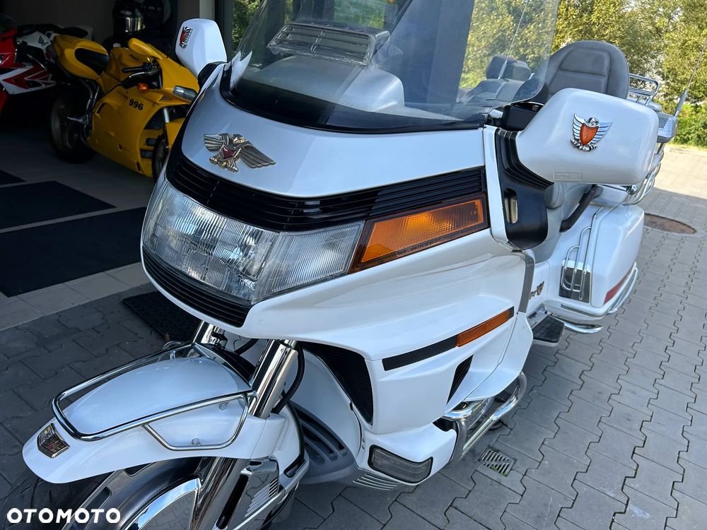 Honda GL - 13