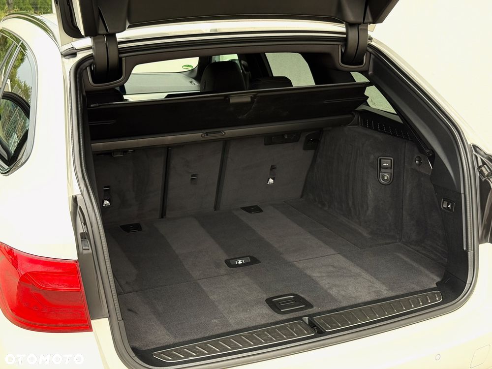 BMW Seria 5 520d xDrive Sport Line sport - 29