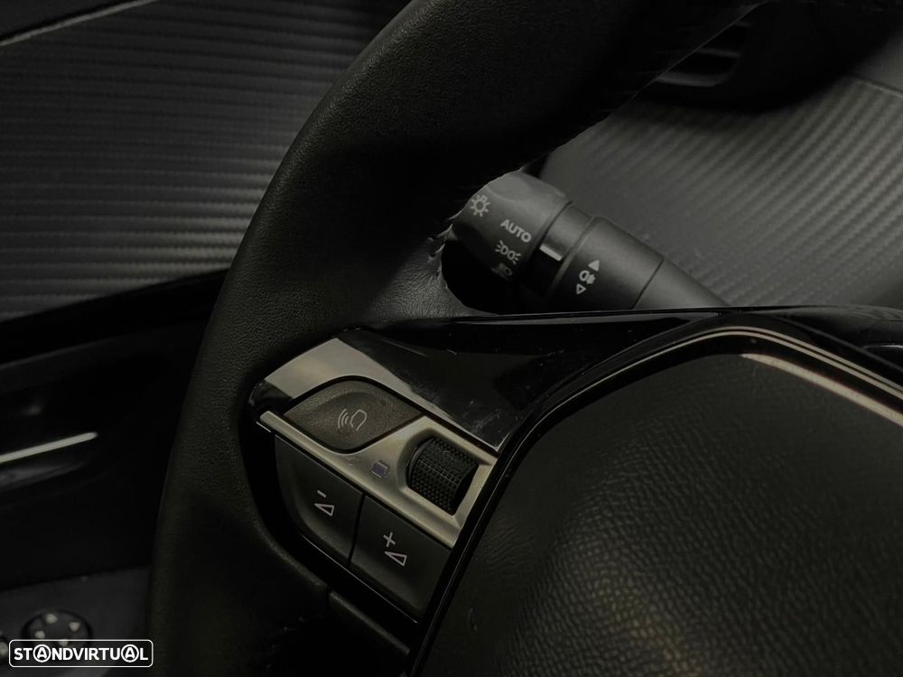 Peugeot 208 1.2 PureTech Active Pack - 15