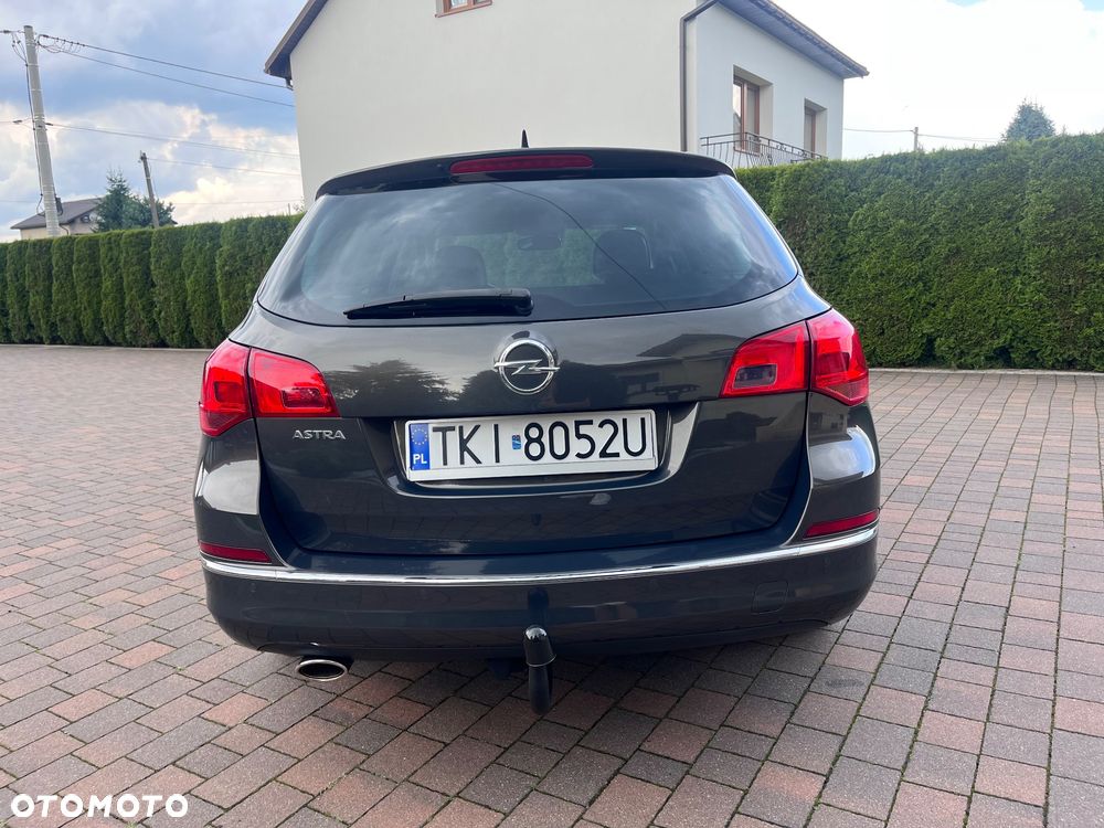 Opel Astra 1.4 T Cosmo - 24