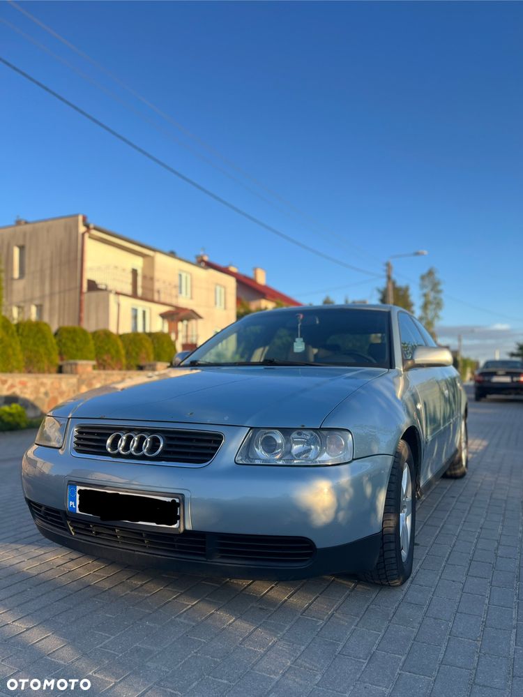 Audi A3 Sportback 1.8 Ambition - 1