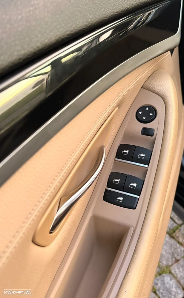 BMW 530 d Auto - 17